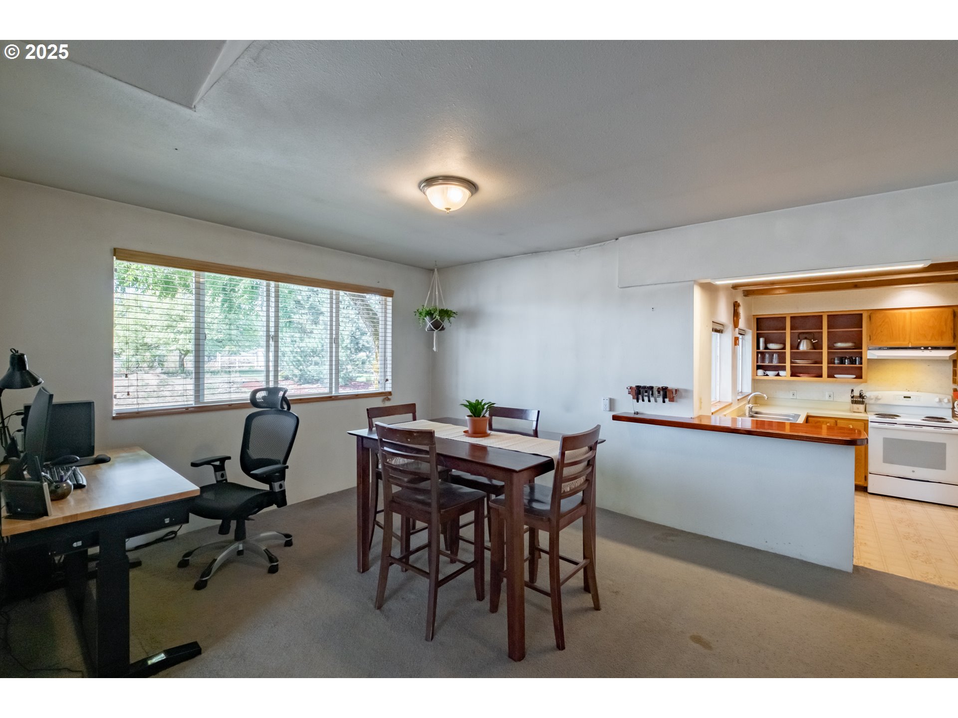 1889 Northwest Sunny Lane Albany, OR 97321 - Photo 12 of 45