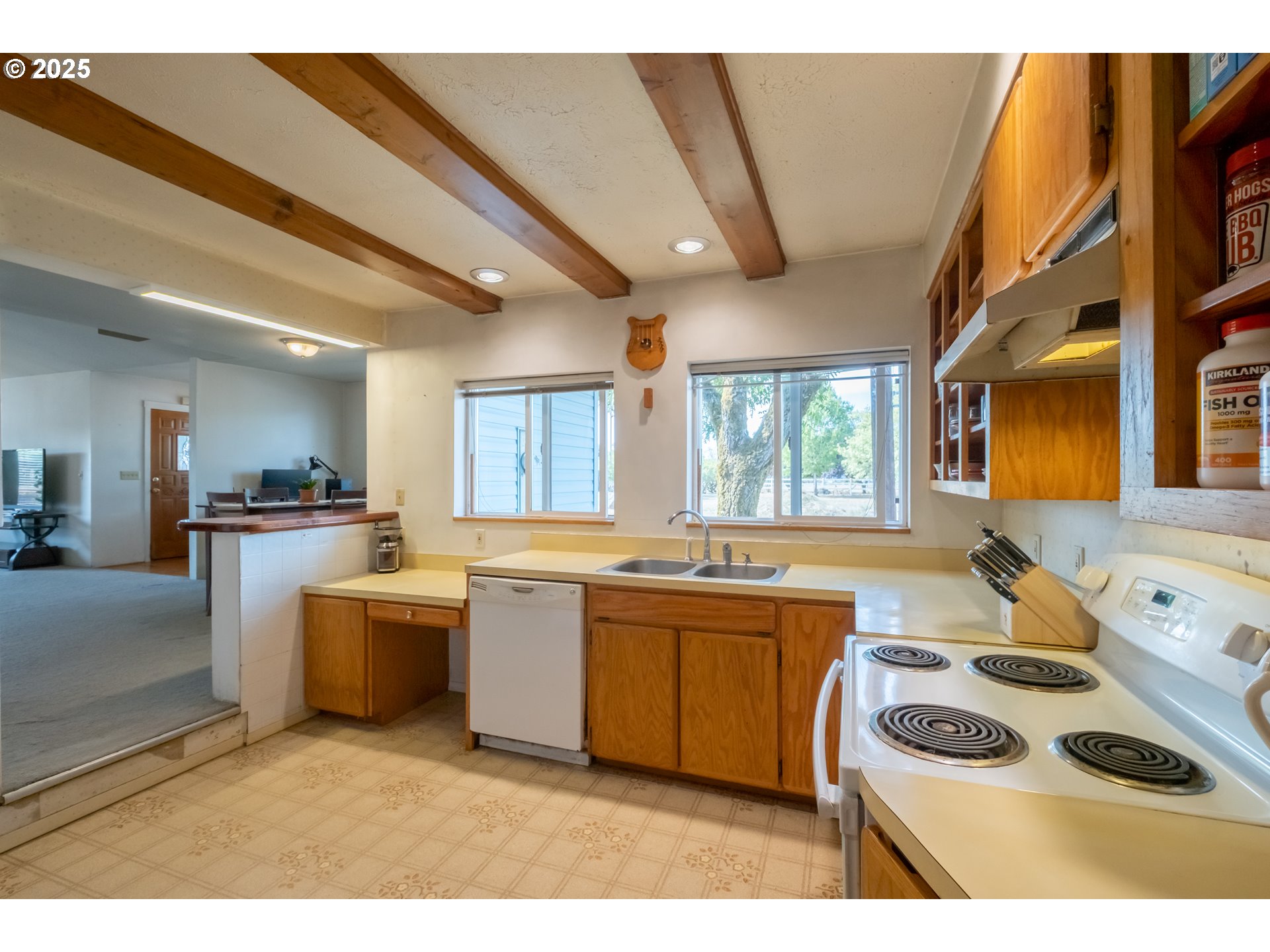 1889 Northwest Sunny Lane Albany, OR 97321 - Photo 14 of 45