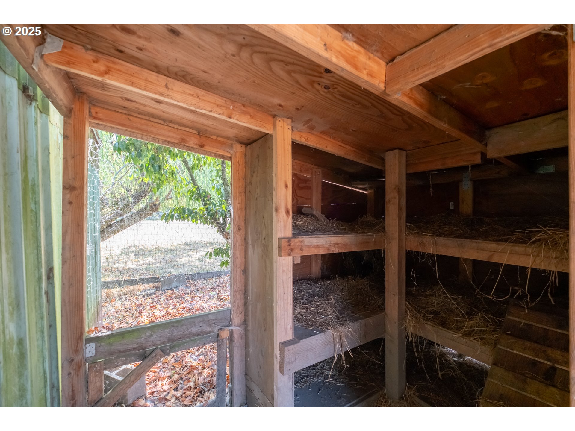 1889 Northwest Sunny Lane Albany, OR 97321 - Photo 31 of 45