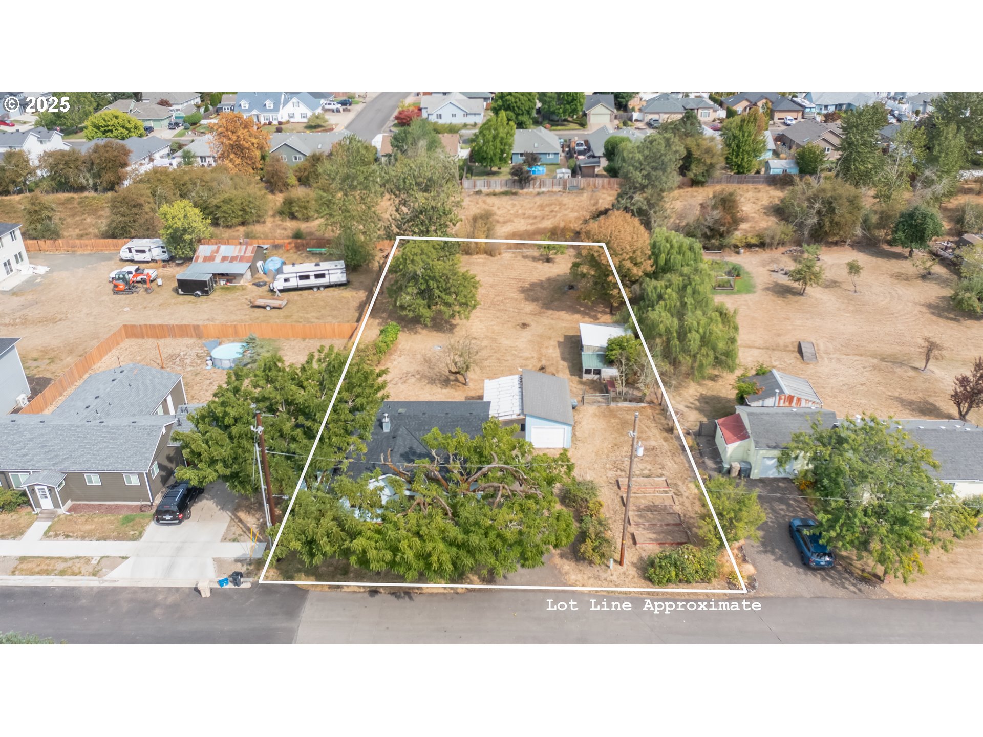 1889 Northwest Sunny Lane Albany, OR 97321 - Photo 44 of 45