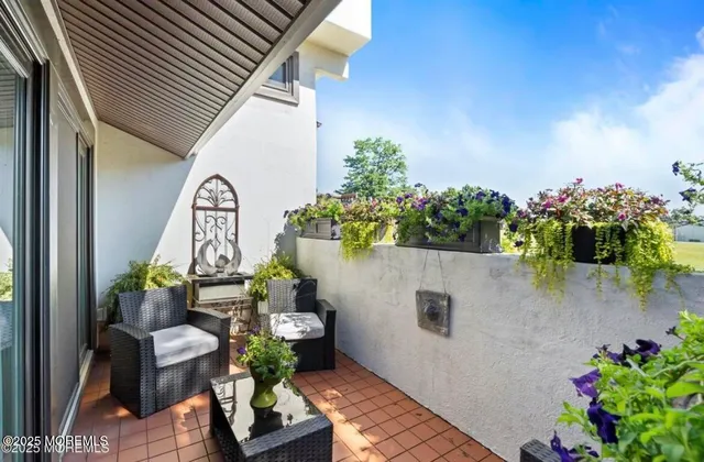 $3,500 | 85 Tower Hill Drive, Unit 608, Red Bank, NJ 07701