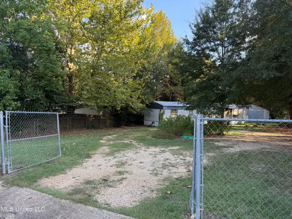 $90,000 | 702 2nd Street Southeast, Magee, MS 39111