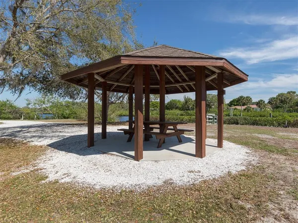 $295,000 | Sorrento Woods Boulevard, Nokomis, FL 34275
