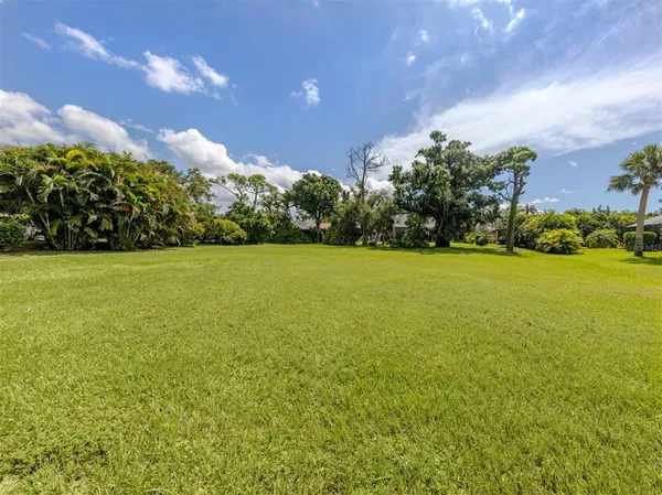 $295,000 | Sorrento Woods Boulevard, Nokomis, FL 34275