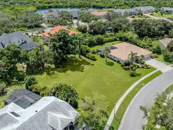 $295,000 | Sorrento Woods Boulevard, Nokomis, FL 34275