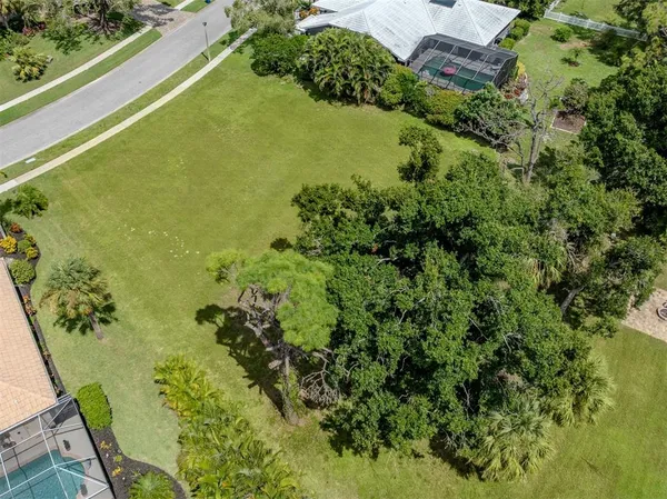 $295,000 | Sorrento Woods Boulevard, Nokomis, FL 34275