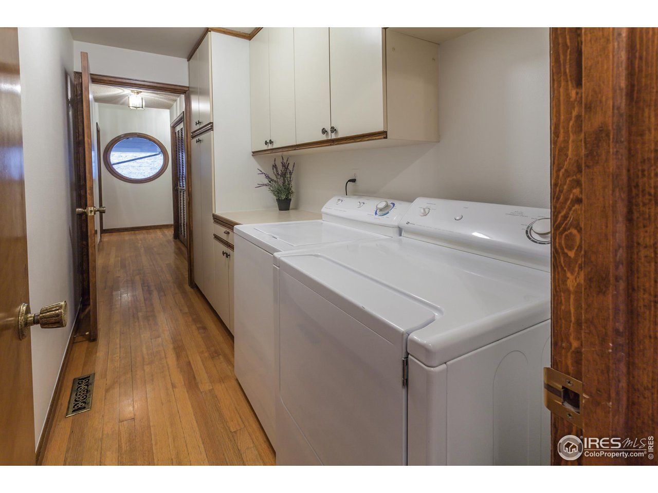 435 East Drake Road, Unit D Fort Collins, CO 80525 - Photo 27 of 38 Laundry