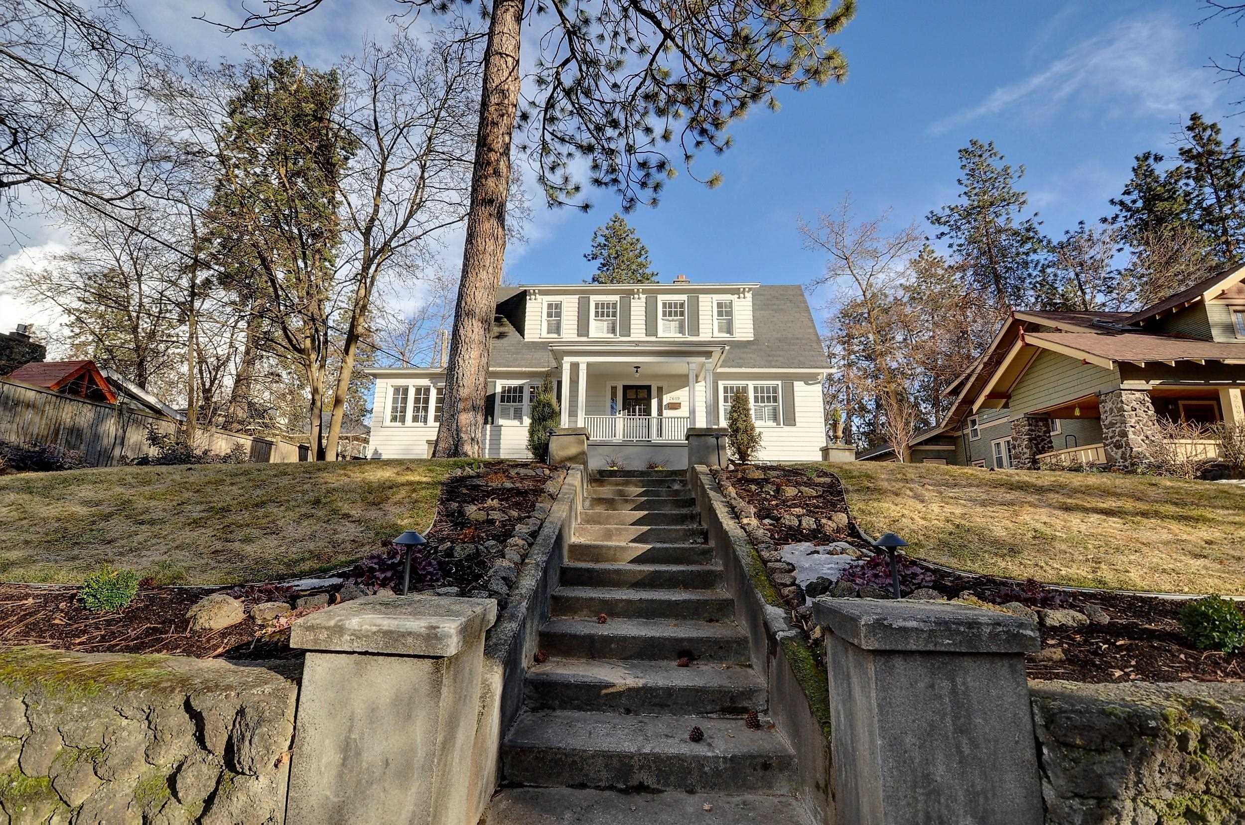 2619 South Garfield Road Spokane, WA 99203 - Photo 2 of 41