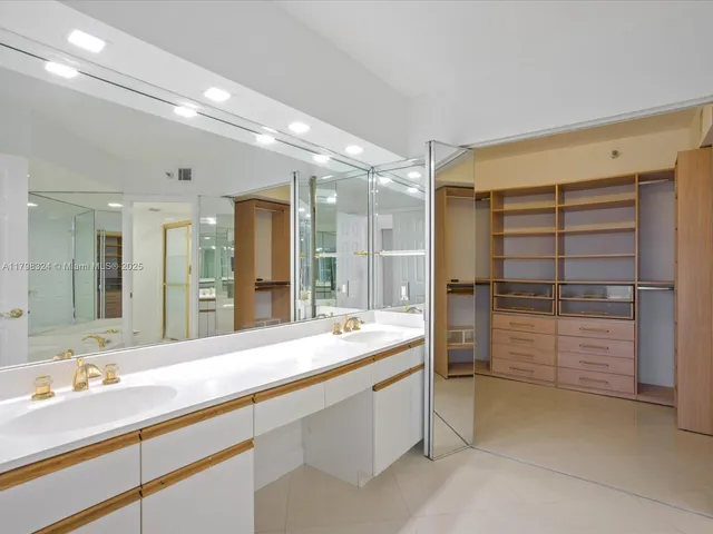 $689,000 | 3530 Mystic Pointe Drive, Unit 3310, Aventura, FL 33180