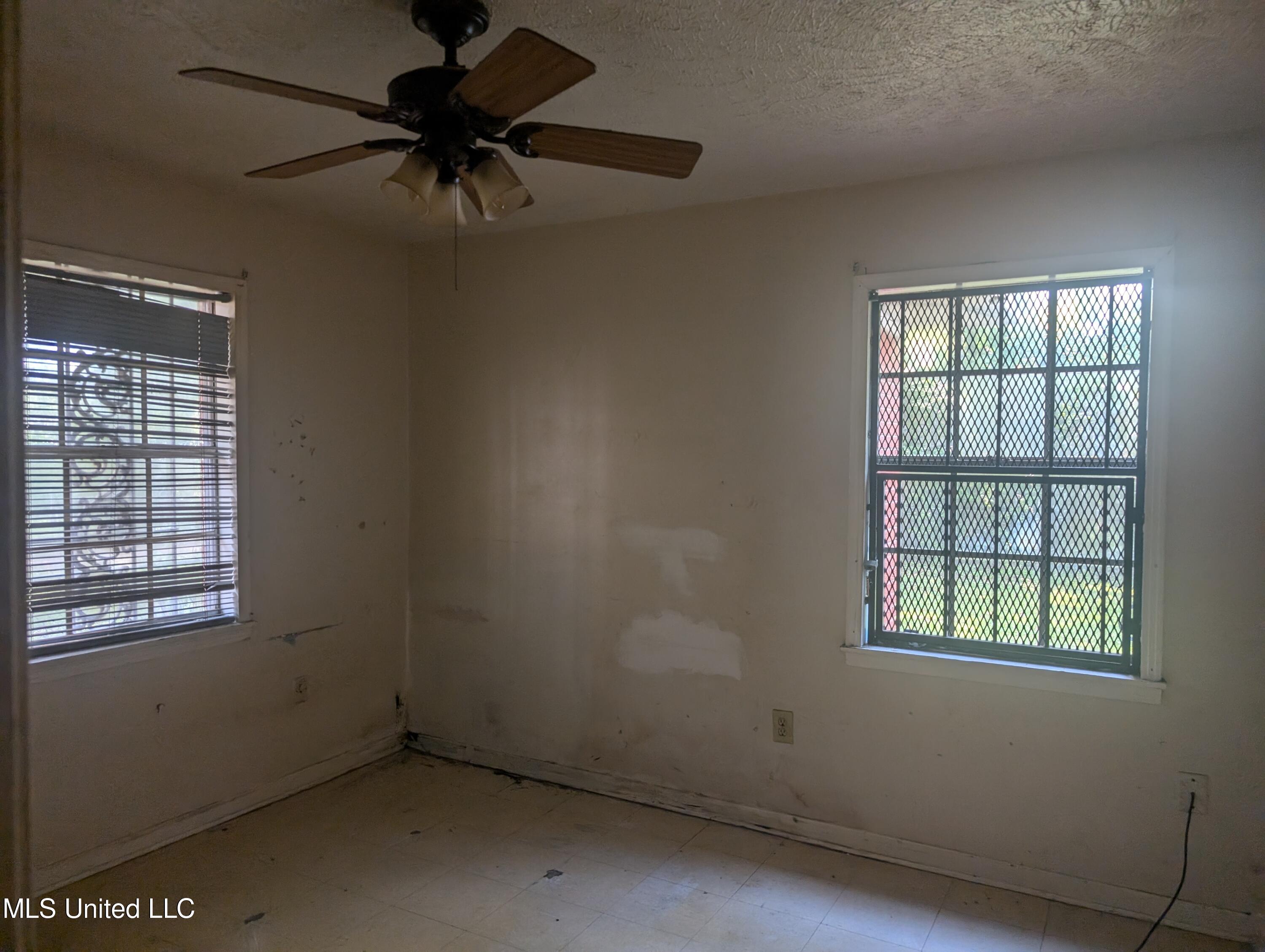 2227 Morton Avenue Jackson, MS 39213 - Photo 15 of 23 Bedroom 2