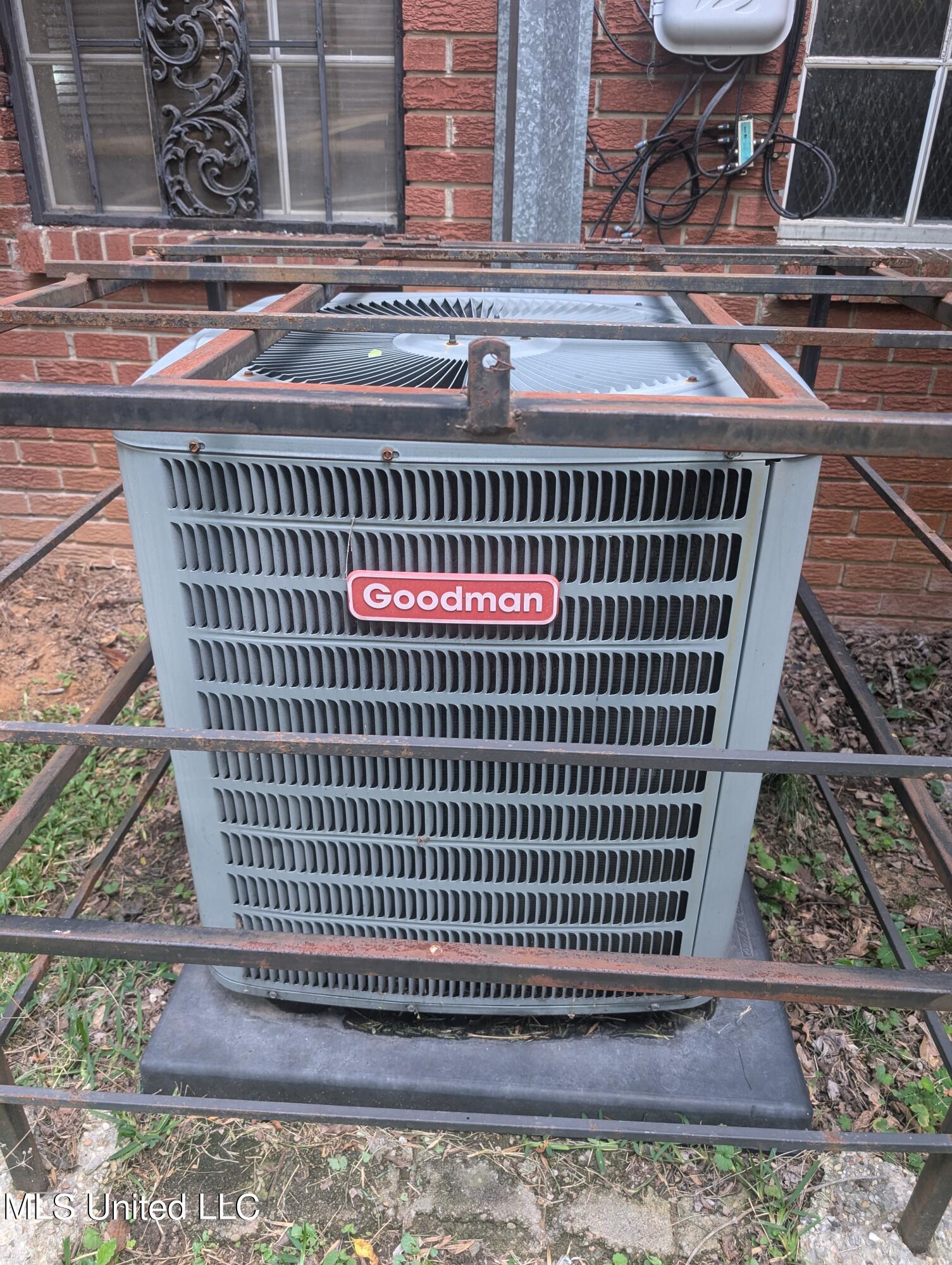 2227 Morton Avenue Jackson, MS 39213 - Photo 20 of 23 AC unit