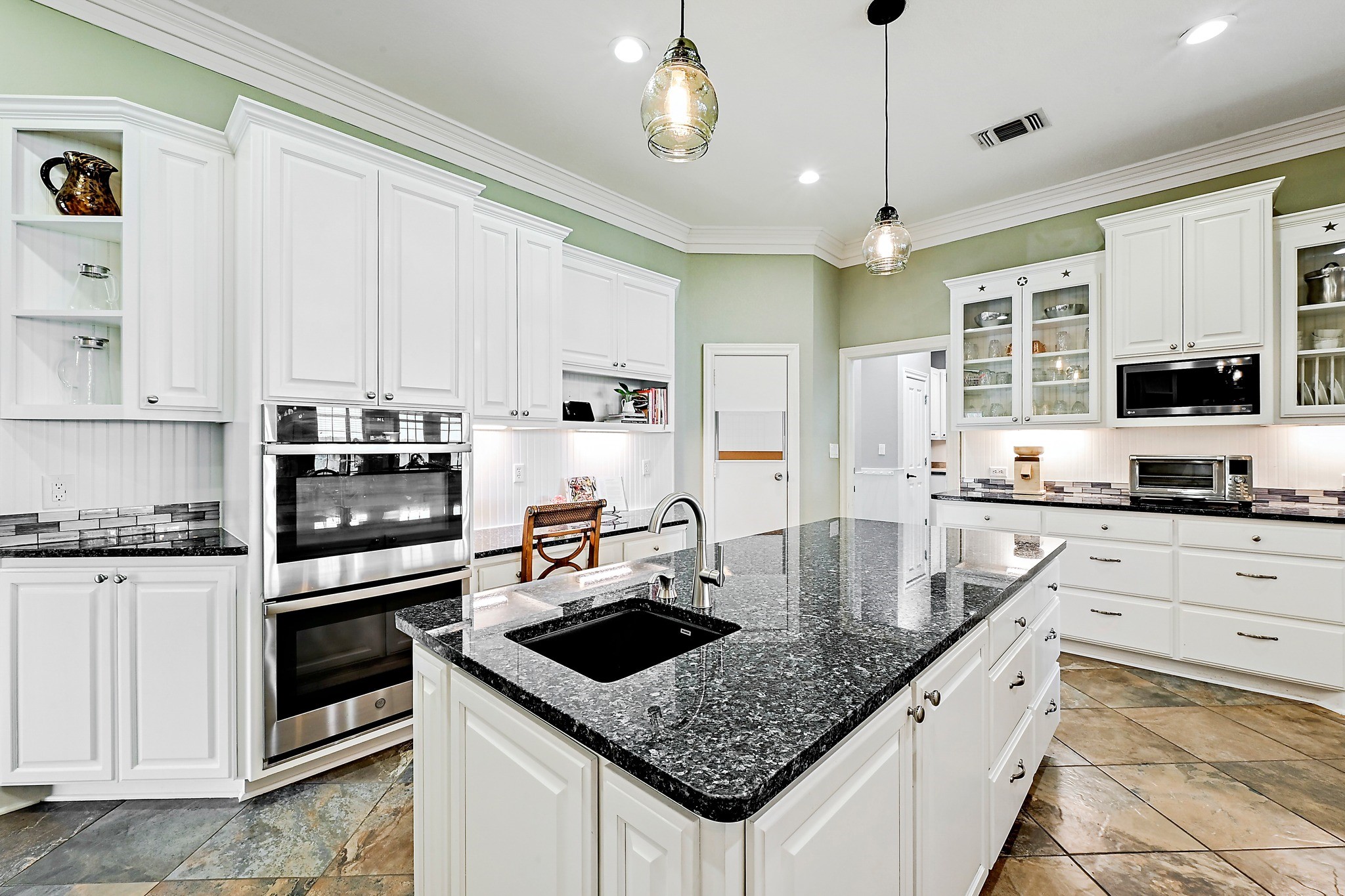 948 Upper Elgin River Road Elgin, TX 78621 - Photo 11 of 40