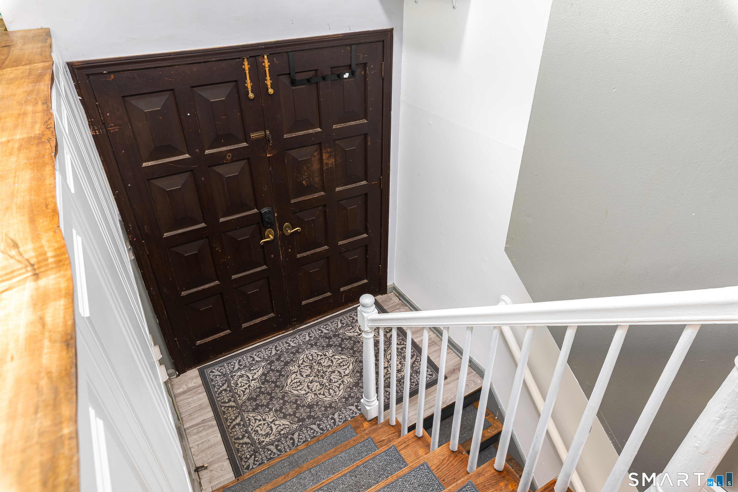 196 Humiston Circle Thomaston, CT 06787 - Photo 7 of 40