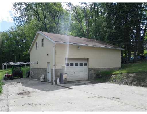 137 Foxwood Road Coraopolis, PA 15108 - Photo 14 of 17 Parking Lot/Garage.