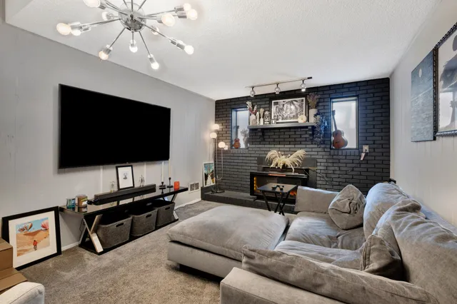 $2,350 | 3221 Cloverwood Drive, Nashville, TN 37214