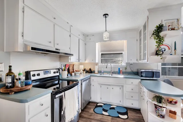 $2,350 | 3221 Cloverwood Drive, Nashville, TN 37214