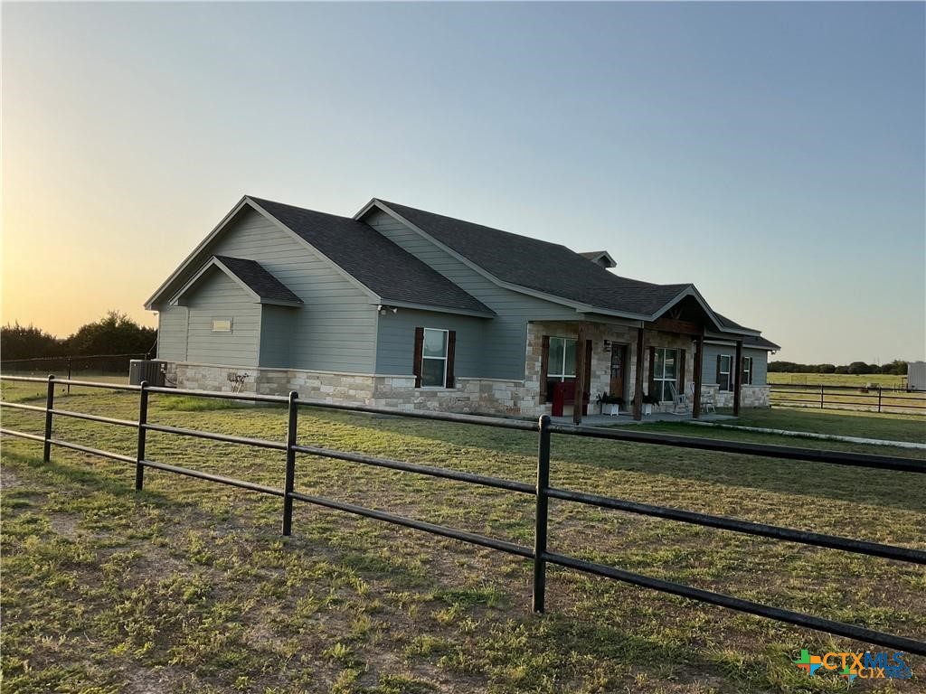 5851 Moccasin Bend Road Gatesville, TX 76528 - Photo 3 of 48 Side of house