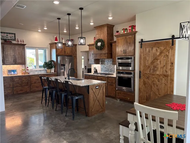 $650,000 | 5851 Moccasin Bend Road, Gatesville, TX 76528