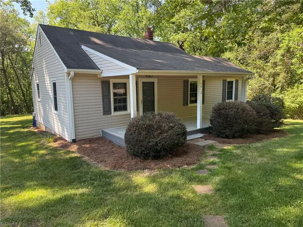 $1,250 | 4912 Miller Road, Winston-Salem, NC 27106