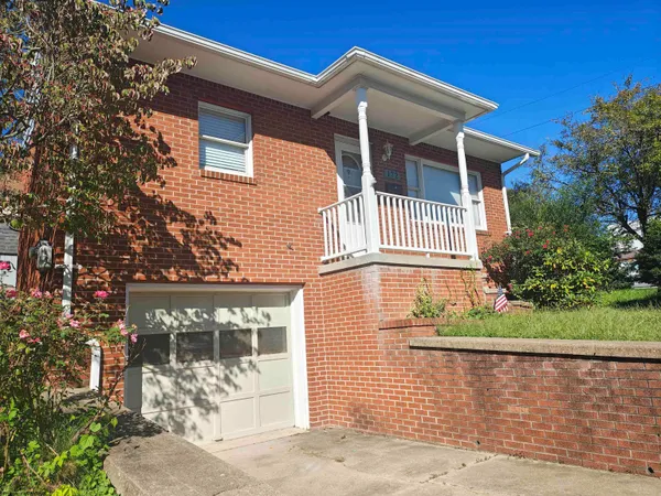 $249,900 | 172 Grant Street, Clarksburg, WV 26301