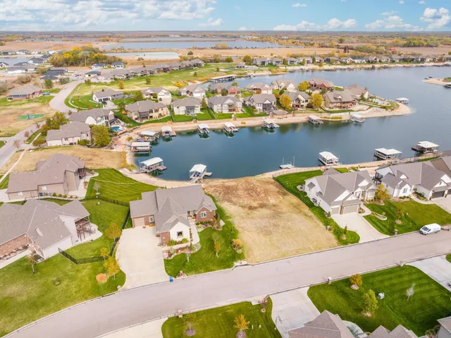 $170,000 | 2558 North Paradise Court, Wichita, KS 67205