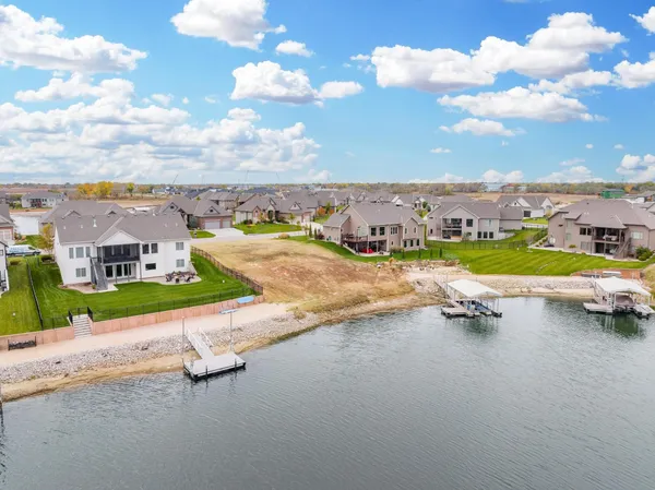 $170,000 | 2558 North Paradise Court, Wichita, KS 67205