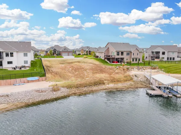 $170,000 | 2558 North Paradise Court, Wichita, KS 67205