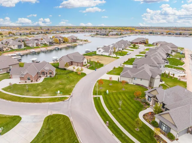 $170,000 | 2558 North Paradise Court, Wichita, KS 67205