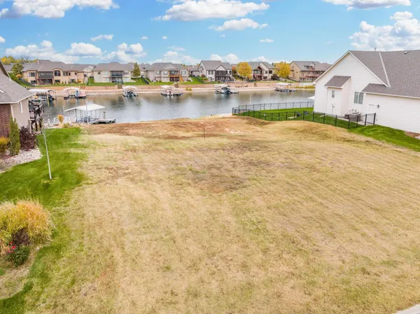 $170,000 | 2558 North Paradise Court, Wichita, KS 67205