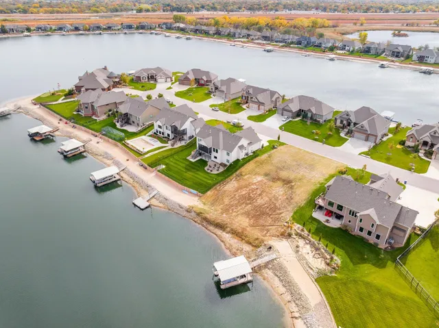 $170,000 | 2558 North Paradise Court, Wichita, KS 67205