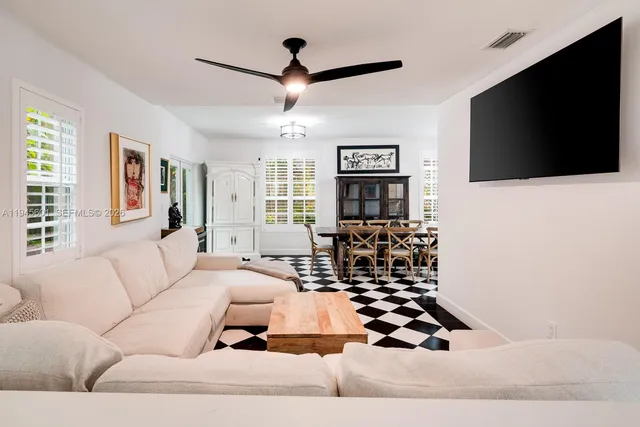 $10,000 | 2952 Peachy Street, Unit 8, Coconut Grove, FL 33133