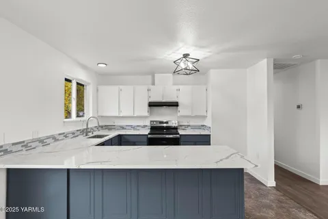 $385,000 | 161 Whites Place, Selah, WA 98942