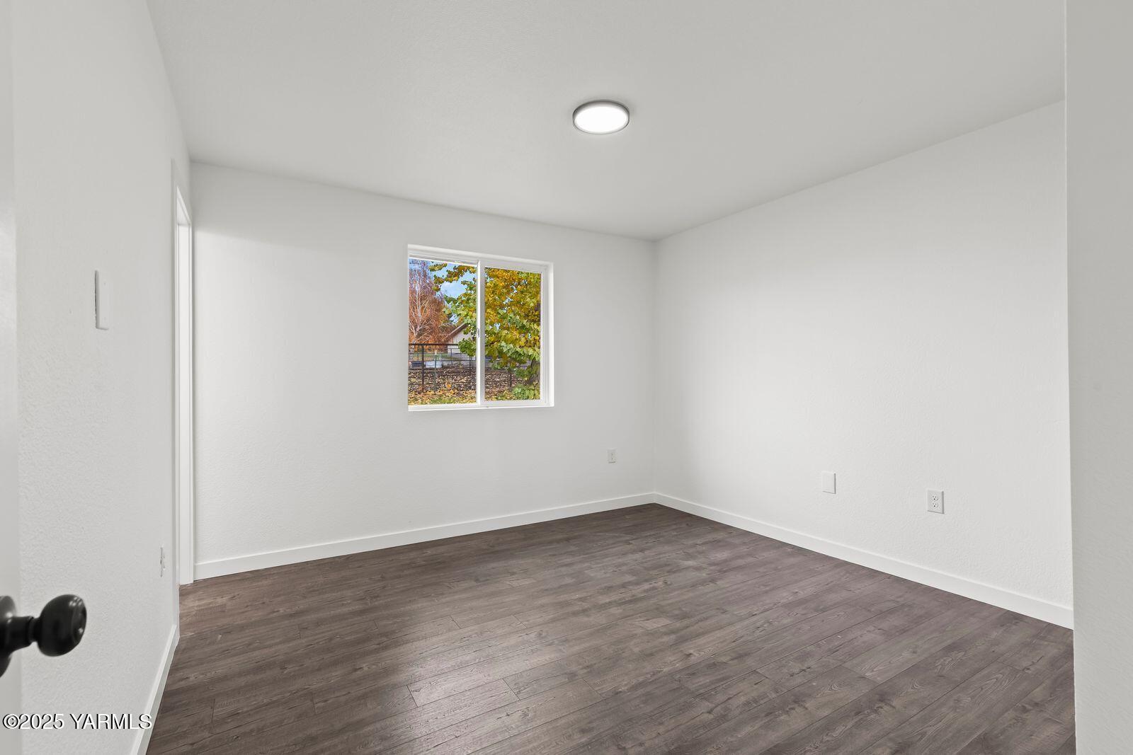 161 Whites Place Selah, WA 98942 - Photo 19 of 27 161 Whites Pl019