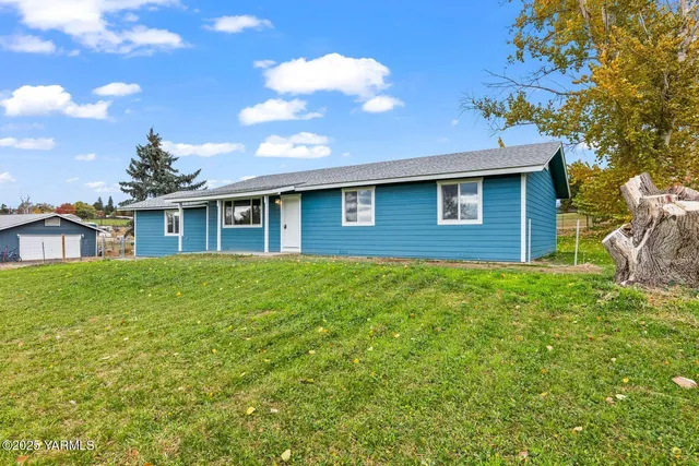 $385,000 | 161 Whites Place, Selah, WA 98942
