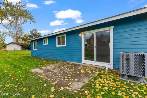 $385,000 | 161 Whites Place, Selah, WA 98942