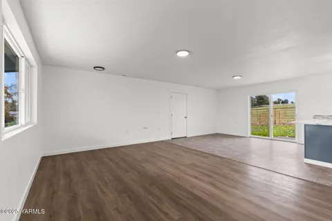 $385,000 | 161 Whites Place, Selah, WA 98942