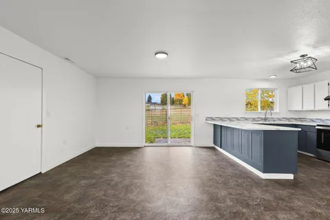 $385,000 | 161 Whites Place, Selah, WA 98942