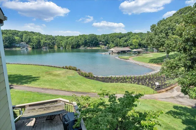 $815,000 | 117 Fawn Haven Lane, Huddleston, VA 24104