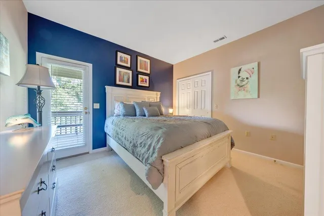 $815,000 | 117 Fawn Haven Lane, Huddleston, VA 24104