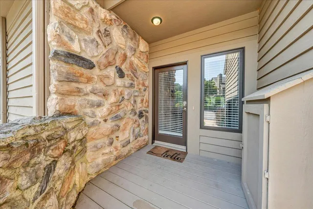 $815,000 | 117 Fawn Haven Lane, Huddleston, VA 24104