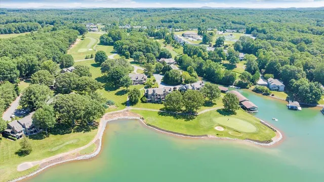 $815,000 | 117 Fawn Haven Lane, Huddleston, VA 24104