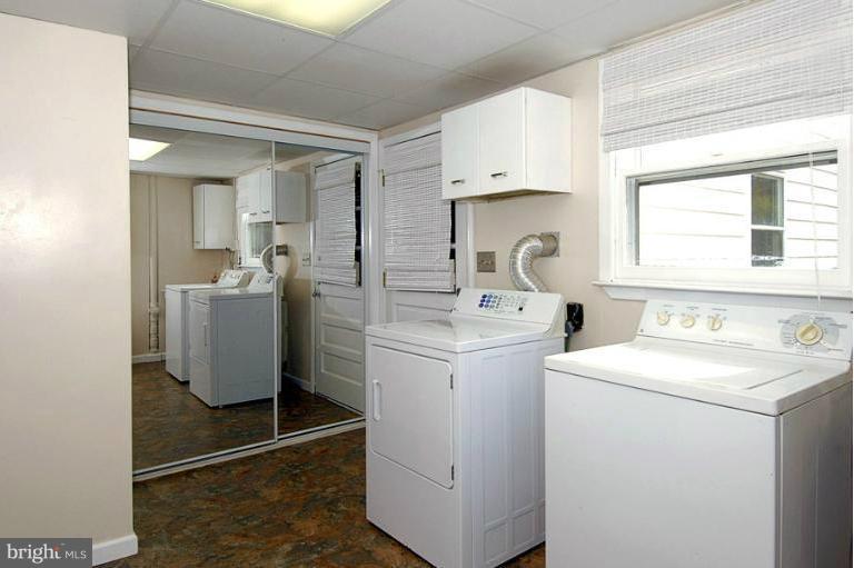 565 Poplar Drive Riva, MD 21140 - Photo 22 of 30 Separate Laundry Room/Storage