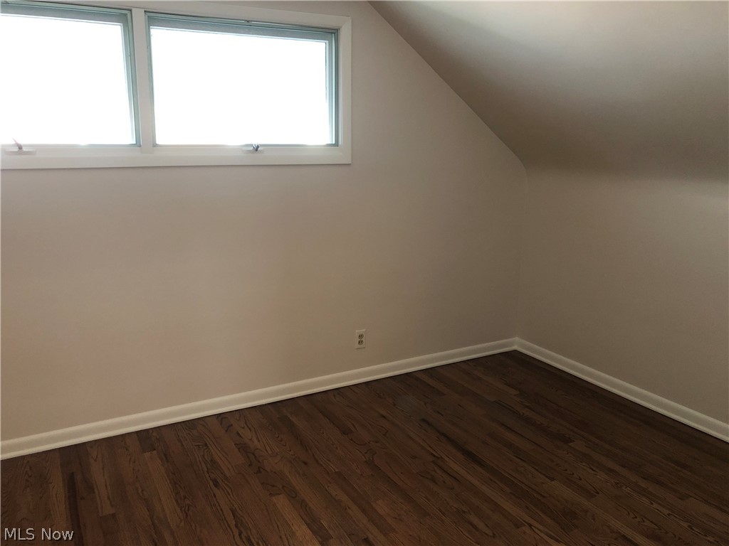 6291 South Canterbury Road Parma, OH 44129 - Photo 22 of 32