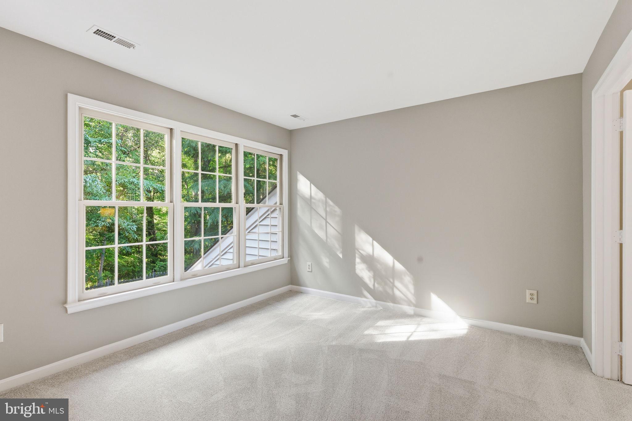 8556 Hooes Road Springfield, VA 22153 - Photo 33 of 57
