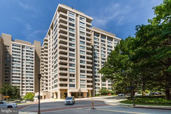 $1,600 | 5500 Friendship Boulevard, Unit 2307N, Chevy Chase, MD 20815