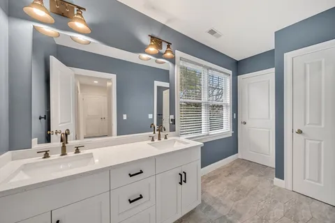 $1,775,000 | 969 Greendale Avenue, Unit 969, Needham, MA 02492