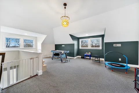$1,775,000 | 969 Greendale Avenue, Unit 969, Needham, MA 02492