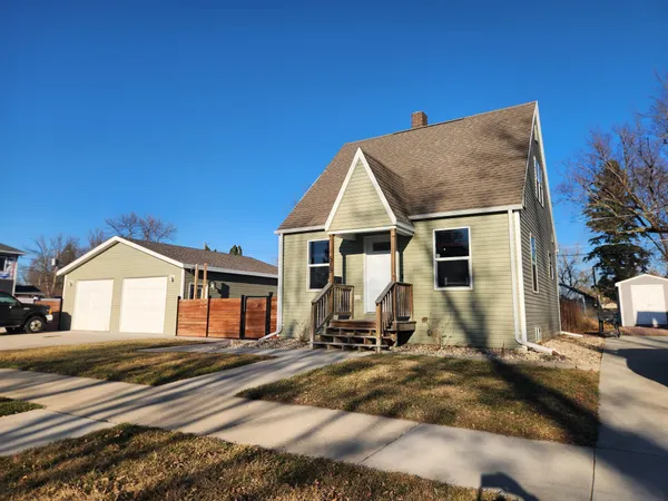 $182,500 | 515 5th Avenue Southwest, Pipestone, MN 56164