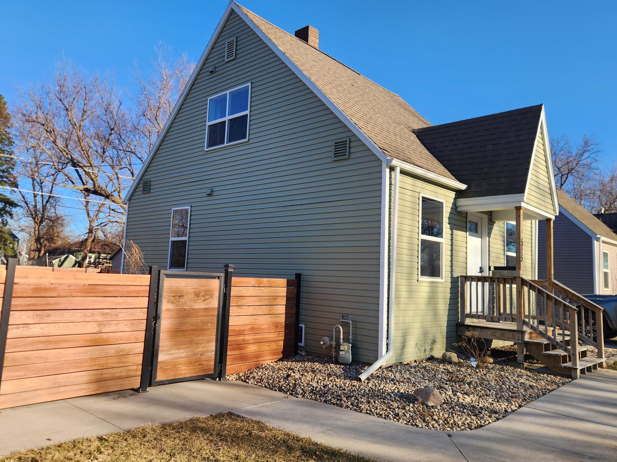 515 5th Avenue Southwest Pipestone, MN 56164 - Photo 2 of 11