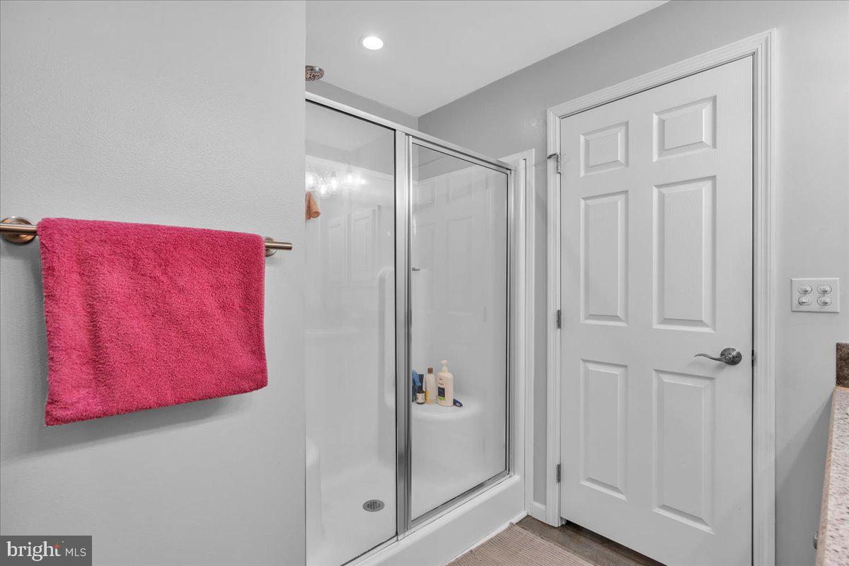 2012 Ocean Lane Williamstown, NJ 08094 - Photo 23 of 31 a bathroom with a shower
